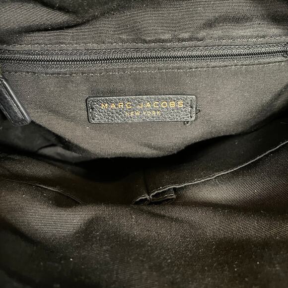 Marc Jacobs Empire City Hobo Handbag Black Pebbled Leather Flap Top 2 Strap - Picture 7 of 9